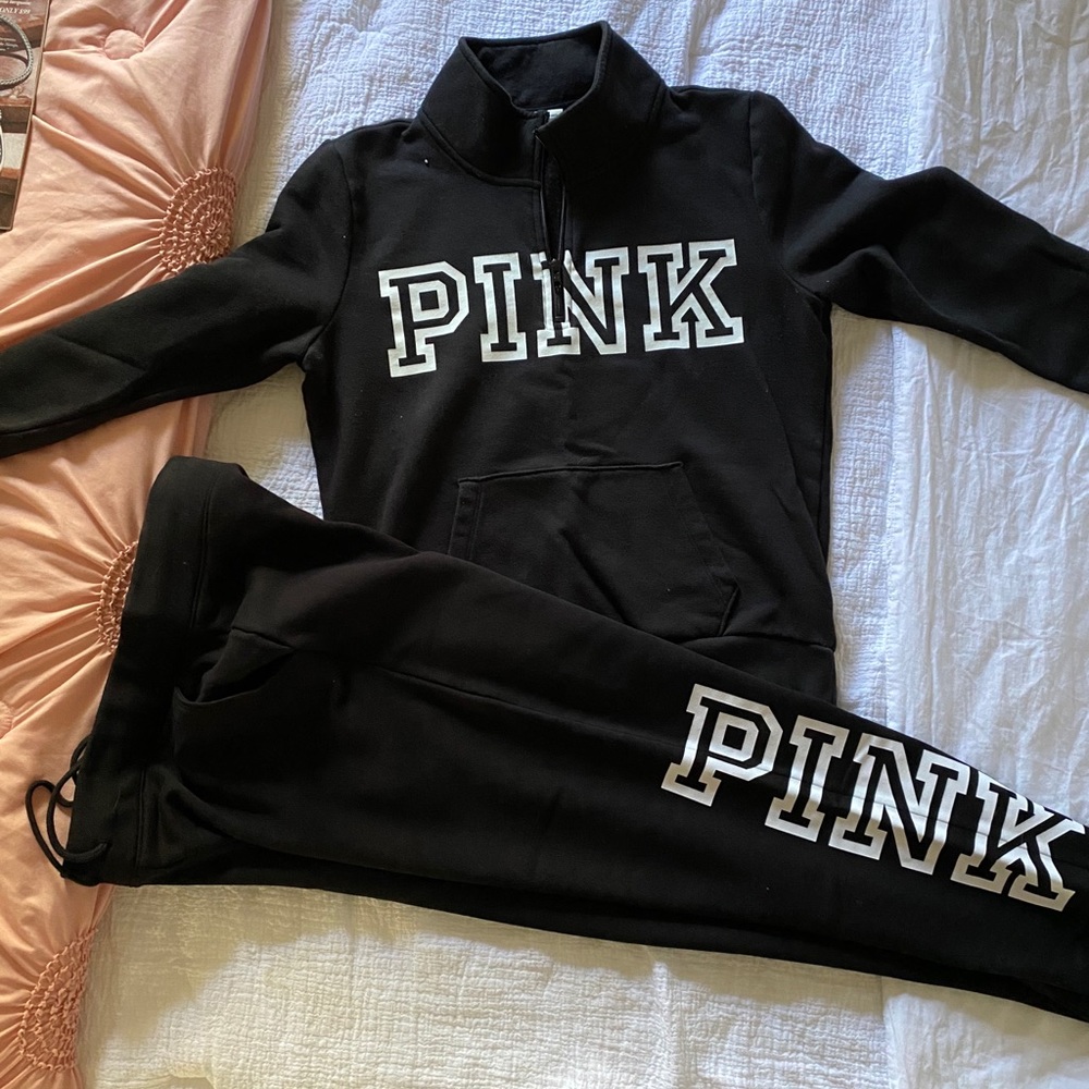 Victoria Secret Pink sweatsuit